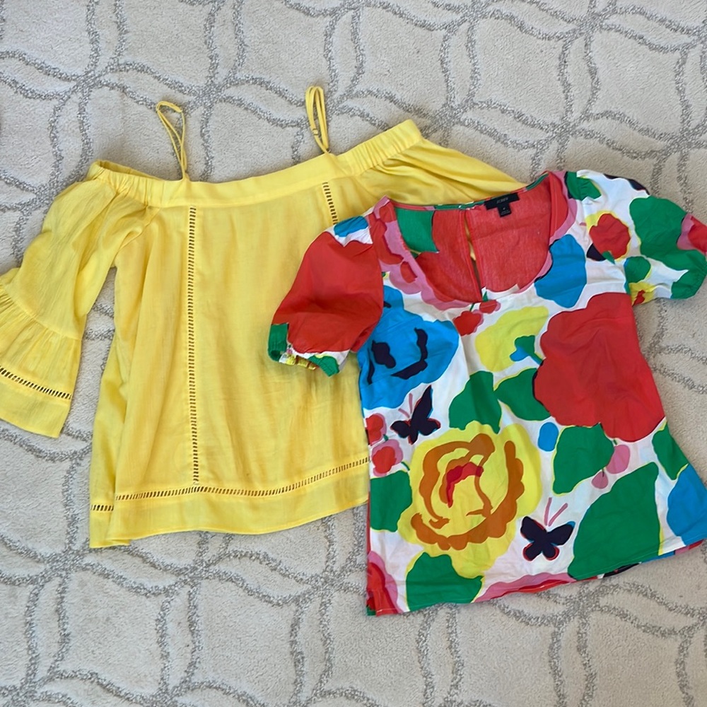 Bright beautiful summer tops Size Small